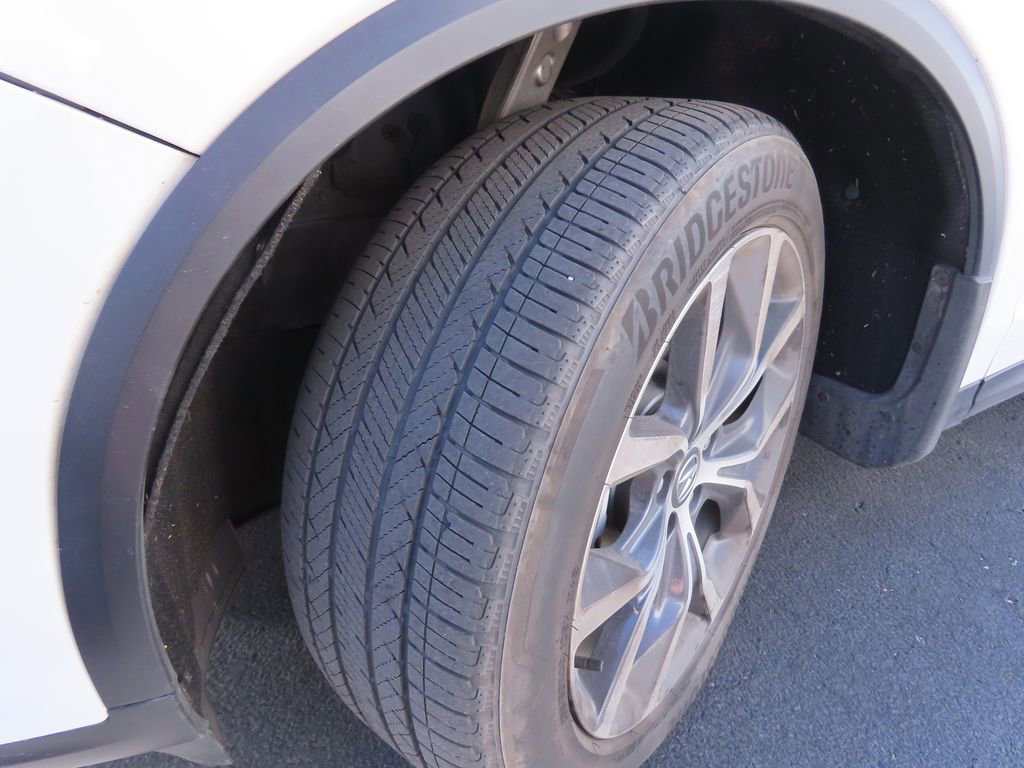 Used 2023 Acura MDX SH-AWD w/ Technology Package image 14