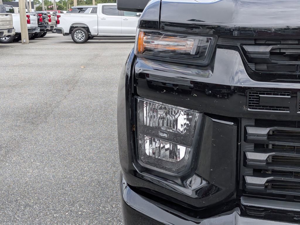 Certified 2020 Chevrolet Silverado 2500 Custom w/ Custom Value Package AWD/4WD image 9