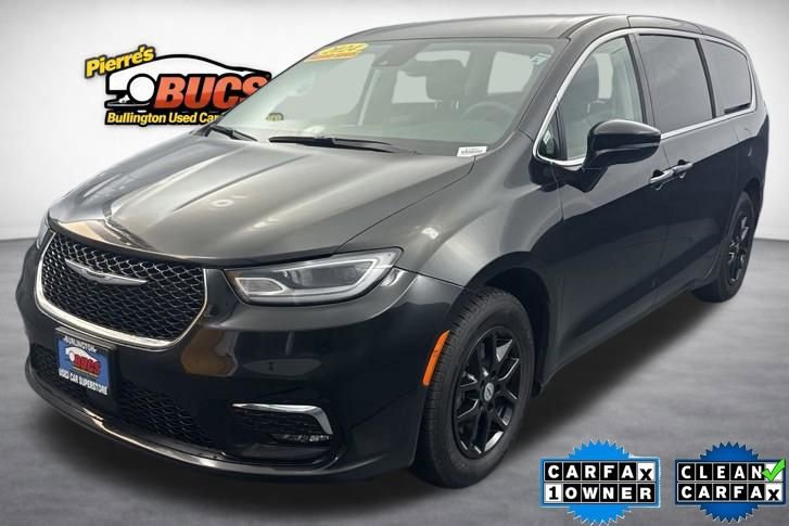 Used 2024 Chrysler Pacifica Touring-L