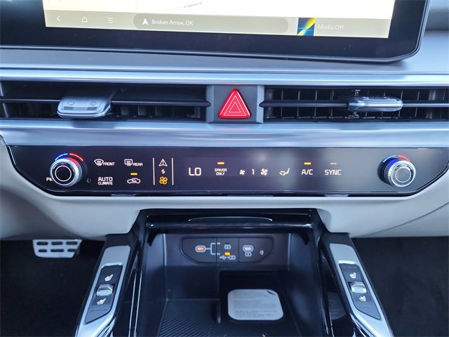 New 2026 Kia Sorento SX Prestige image 24