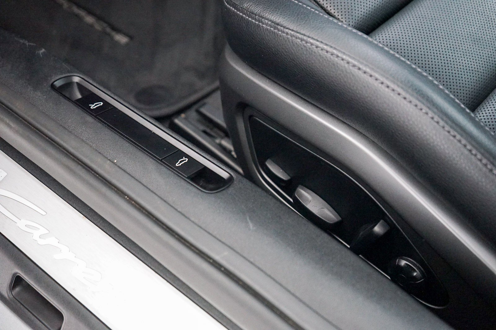 Used 2022 Porsche 911 Carrera image 16