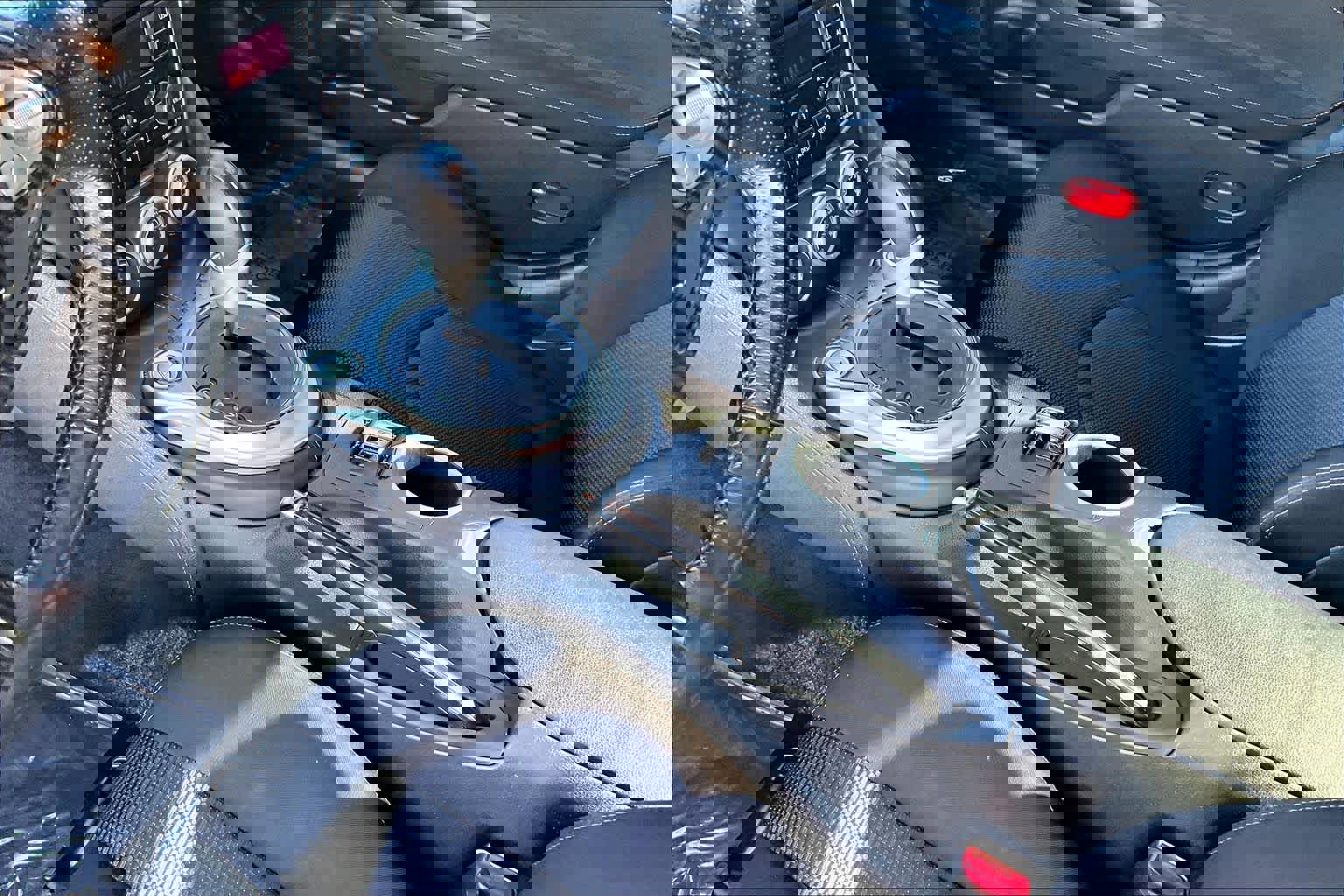 Used 2020 Nissan 370Z Coupe image 12