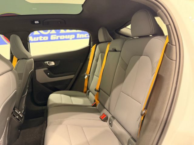 Used 2022 Polestar Polestar 2 w/ Performance Package AWD/4WD image 18