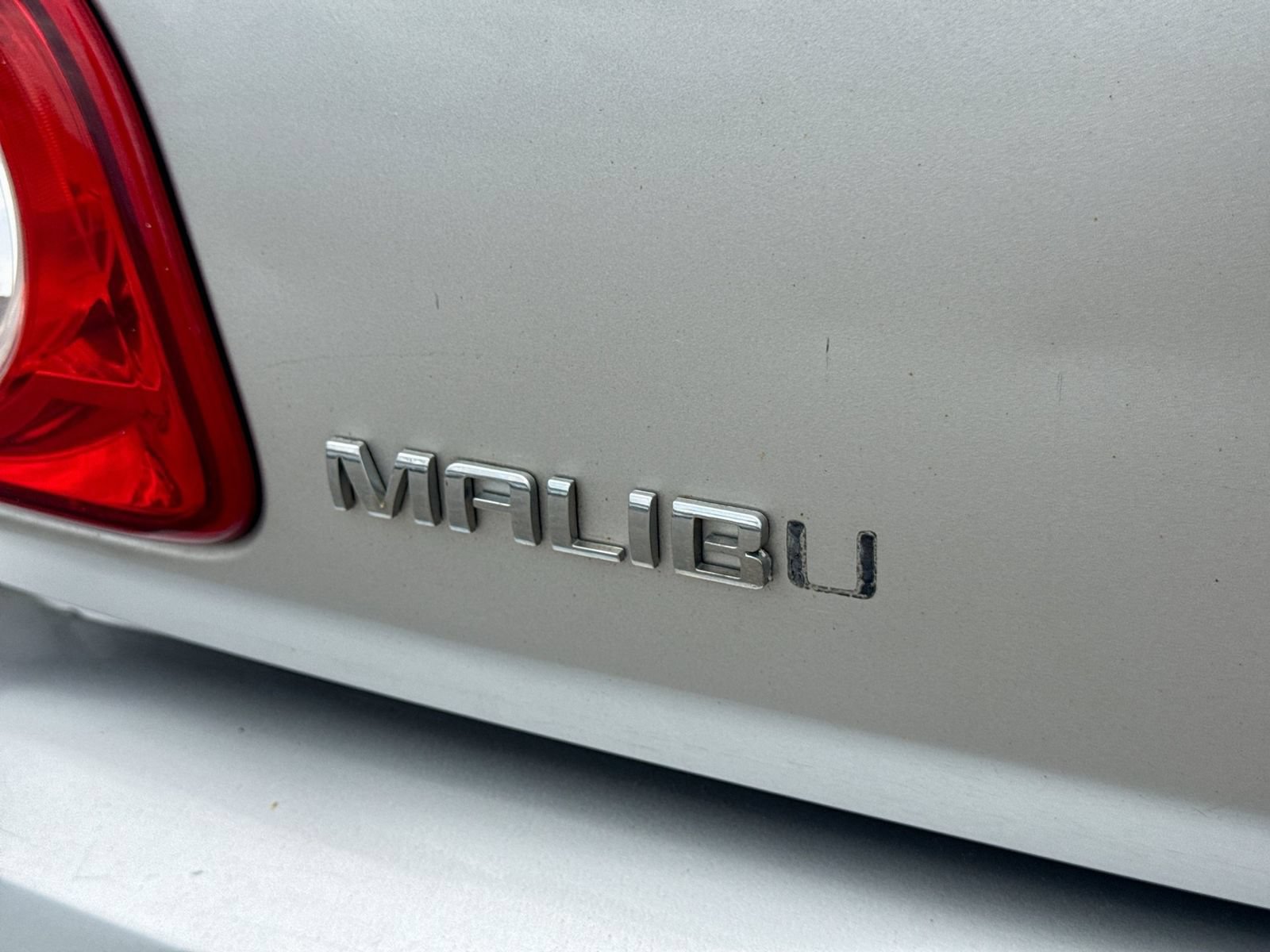 Used 2009 Chevrolet Malibu LS FWD image 13