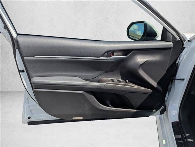 Used 2023 Toyota Camry XLE FWD image 22