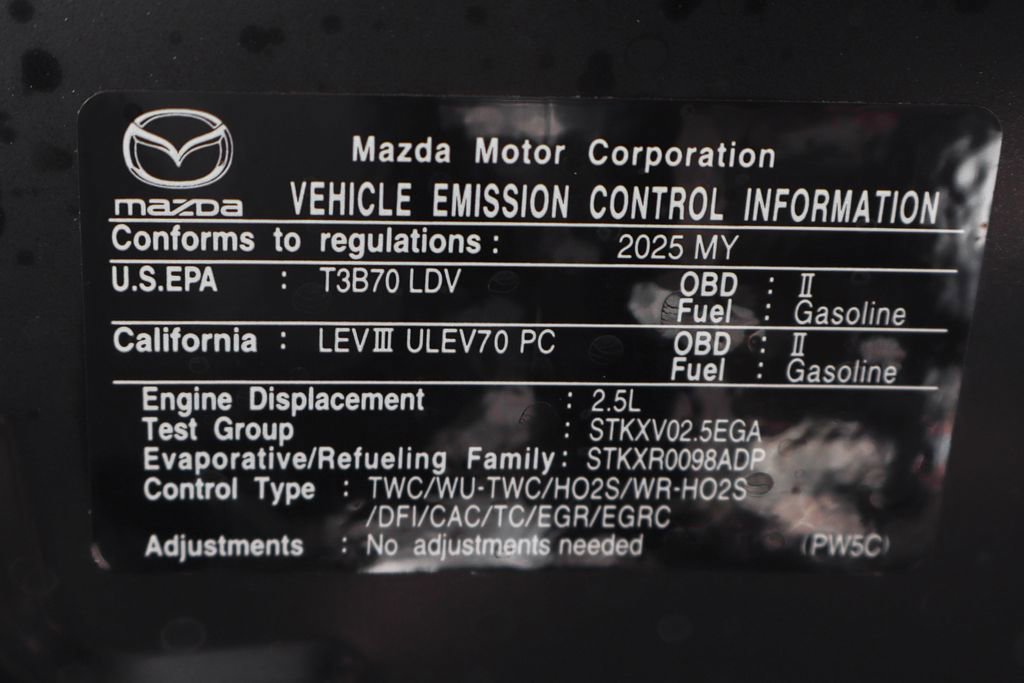 Used 2025 MAZDA CX-30 2.5 Turbo w/ Premium Package image 13