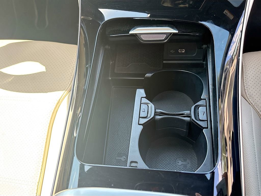 Used 2024 Mercedes-Benz C 300 Sedan image 19