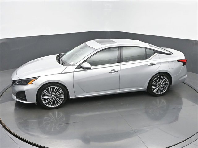 Used 2023 Nissan Altima 2.5 SL image 39