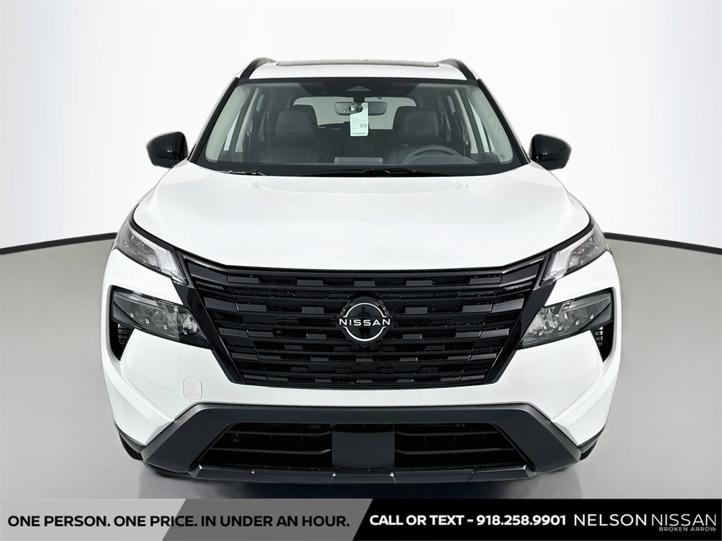 New 2026 Nissan Rogue Dark Armor FWD image 2