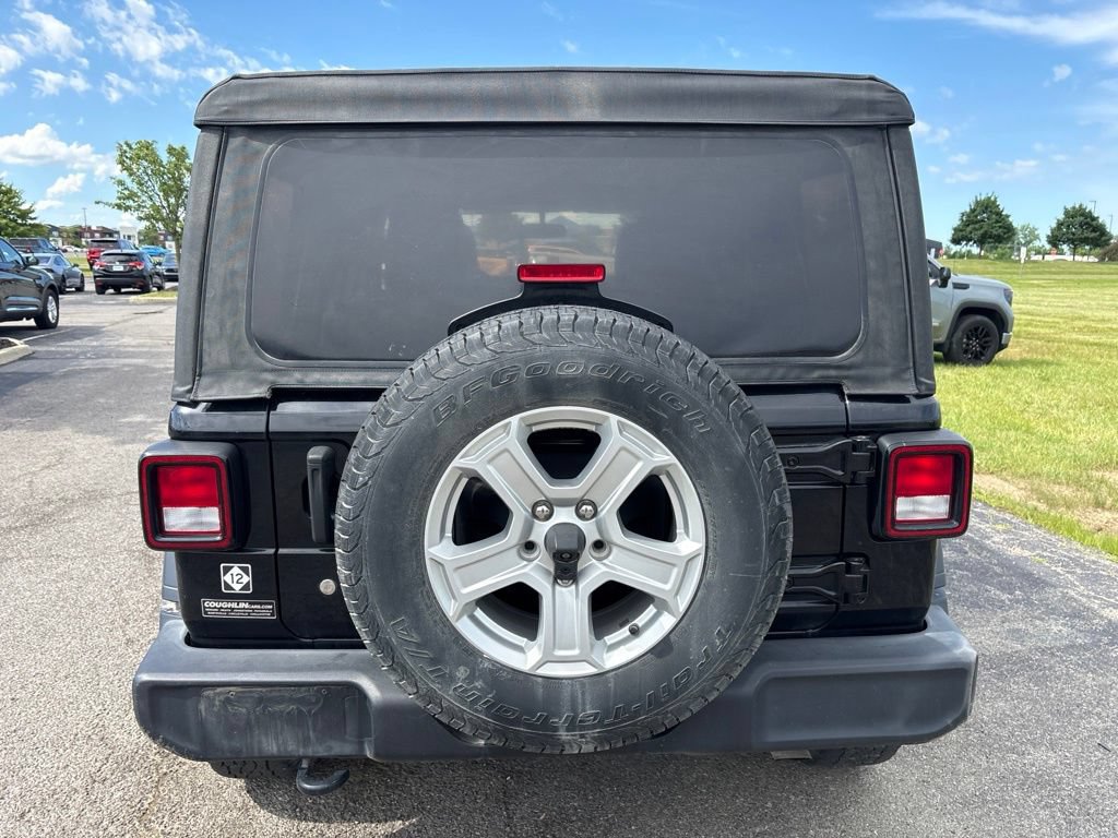 Used 2018 Jeep Wrangler Unlimited Sport S AWD/4WD image 7