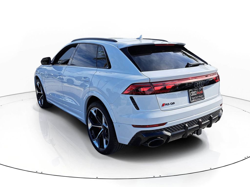 New 2026 Audi RS Q8 performance image 3
