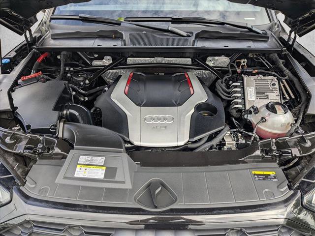 Used 2021 Audi SQ5 Prestige w/ Prestige Package image 21