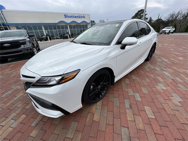 Used 2023 Toyota Camry XSE image 30