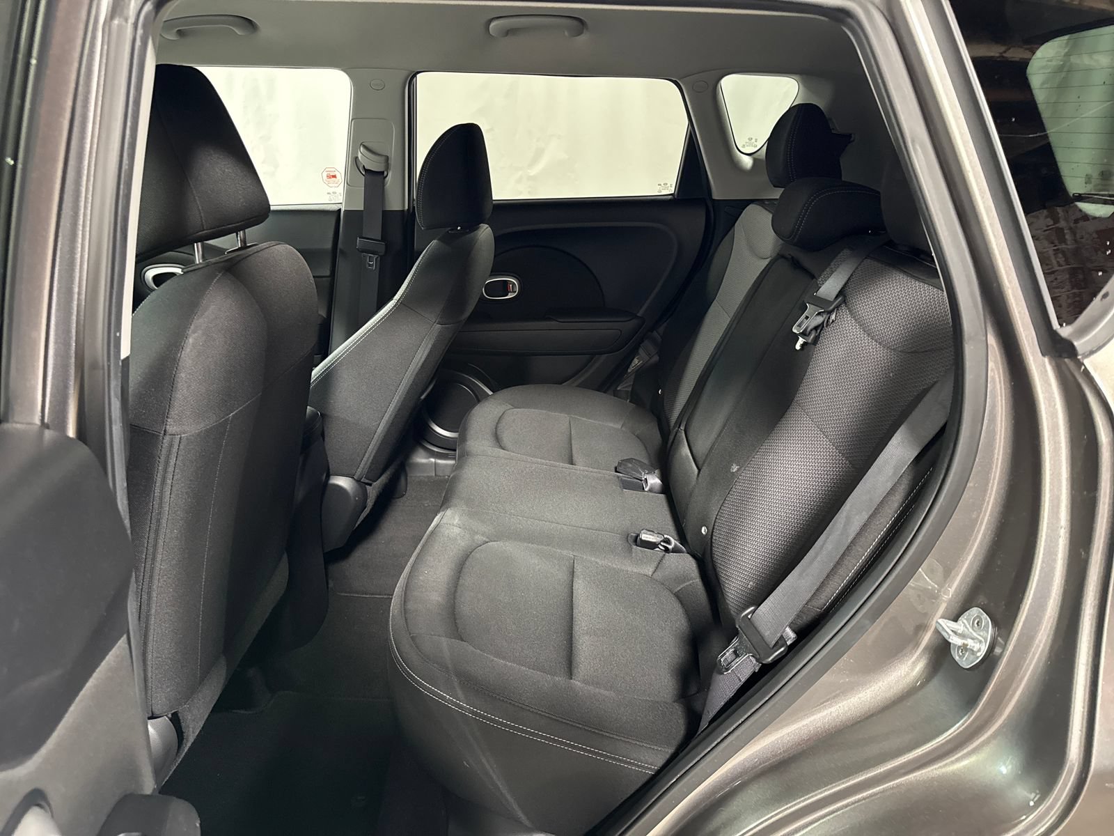 Used 2017 Kia Soul + FWD image 5