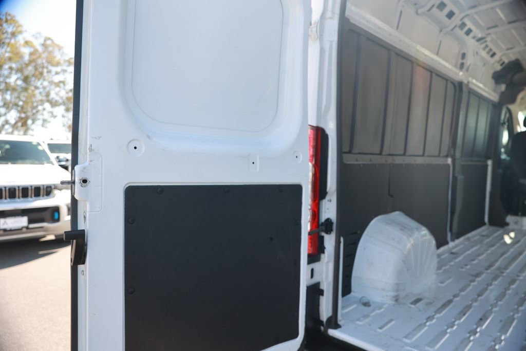 Used 2025 RAM ProMaster 2500 w/ Convenience Group FWD image 37