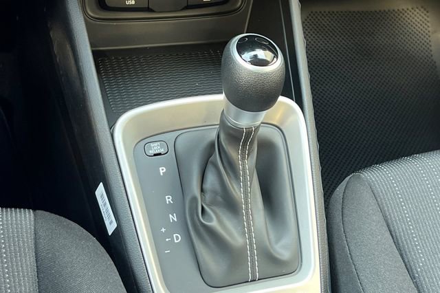 New 2026 Hyundai Venue SE image 21