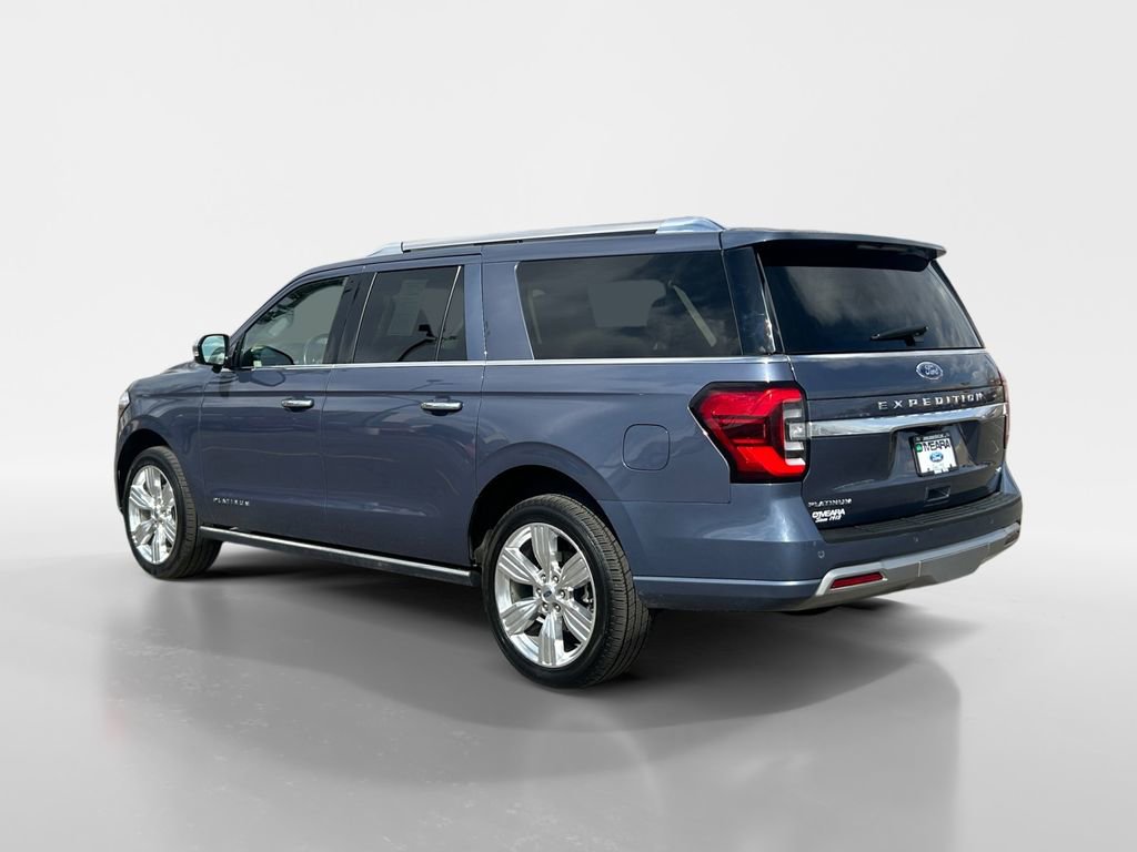 Used 2023 Ford Expedition Max Platinum image 3