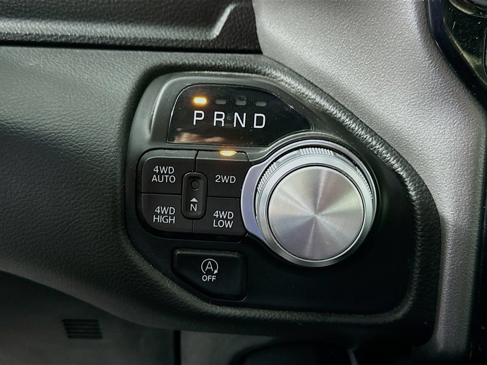 Used 2023 RAM 1500 Laramie AWD/4WD image 17