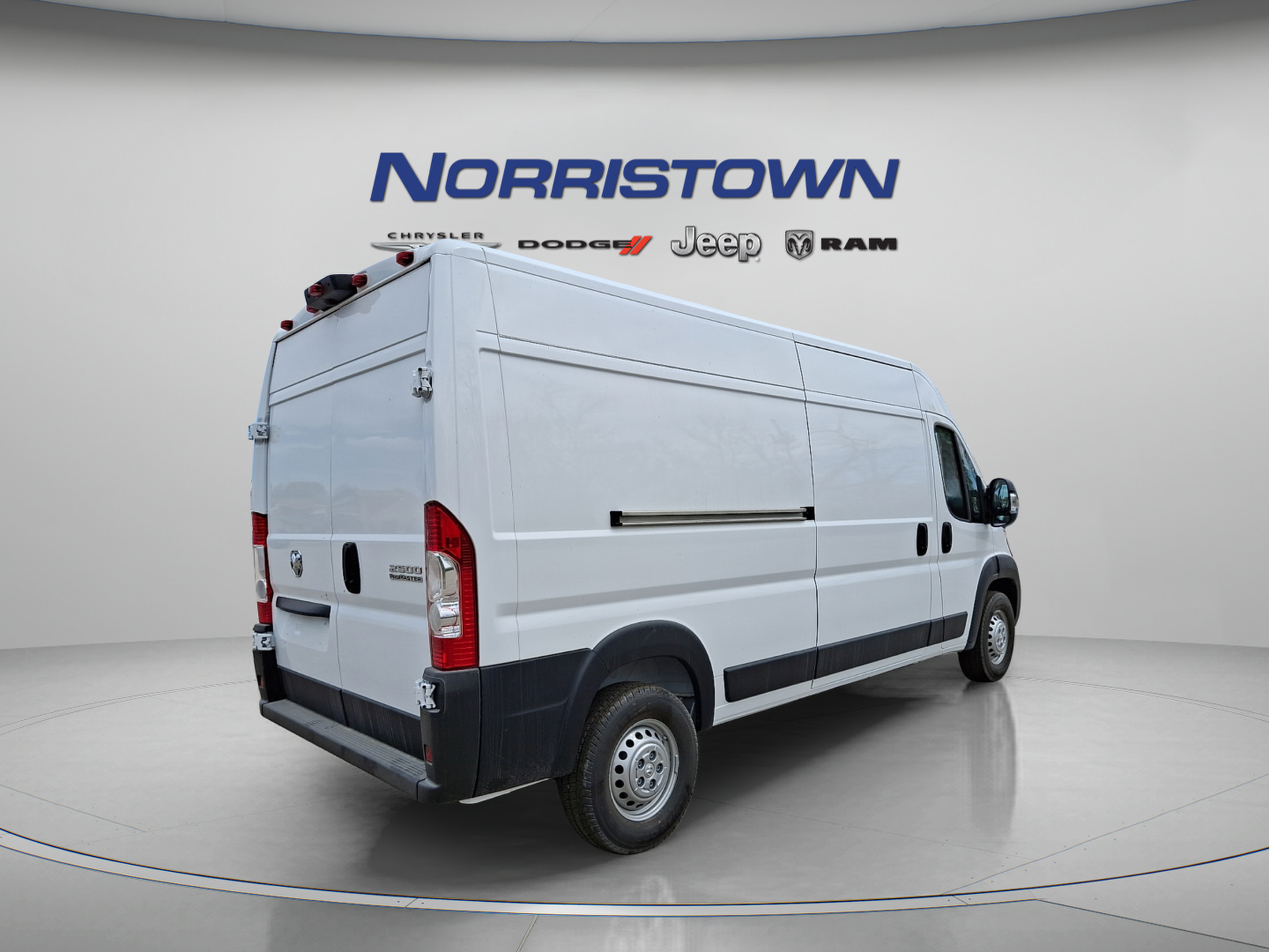 New 2026 RAM ProMaster 2500 w/ Convenience Group FWD image 3