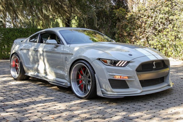 Used 2020 Ford Mustang Shelby GT500 w/ Technology Package image 12