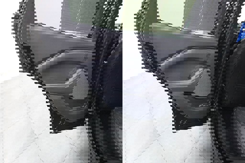 Used 2025 Ford Mustang Mach-E Premium image 22