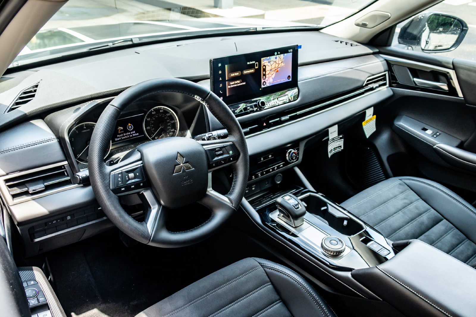 New 2026 Mitsubishi Outlander AWD image 22