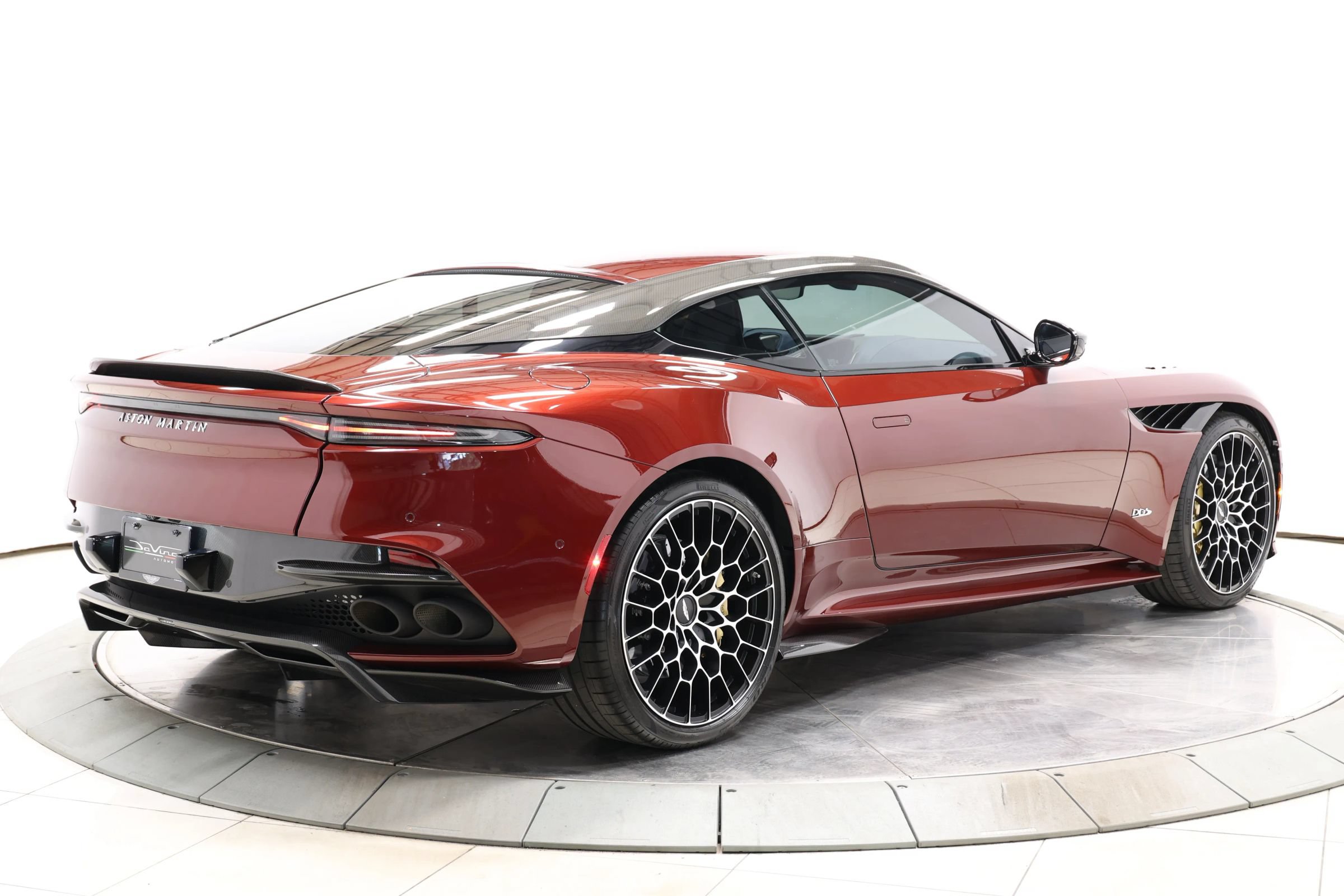 Used 2023 Aston Martin DBS Coupe RWD image 81