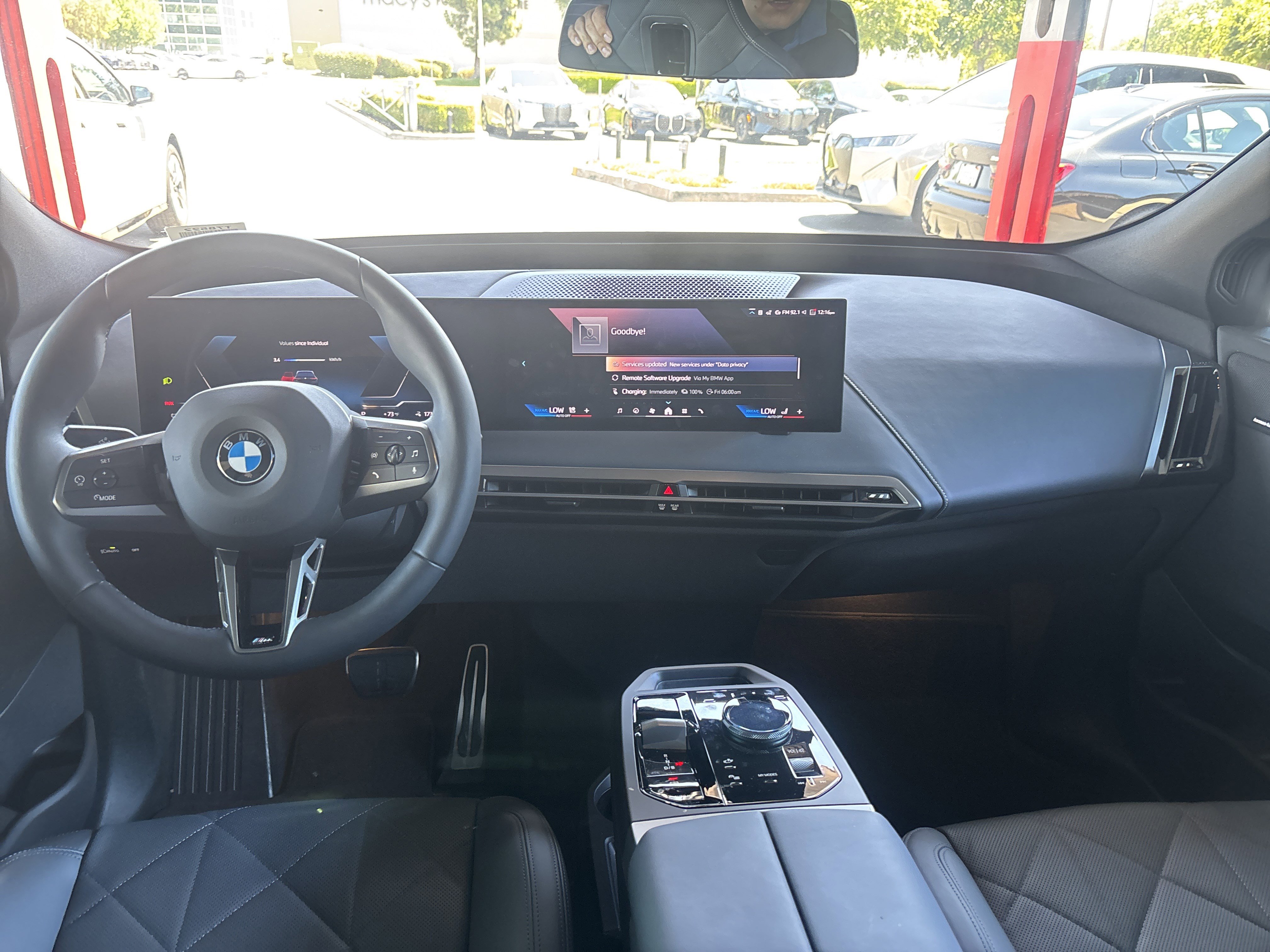 Used 2026 BMW iX xDrive45 w/ M Sport Package AWD/4WD image 28