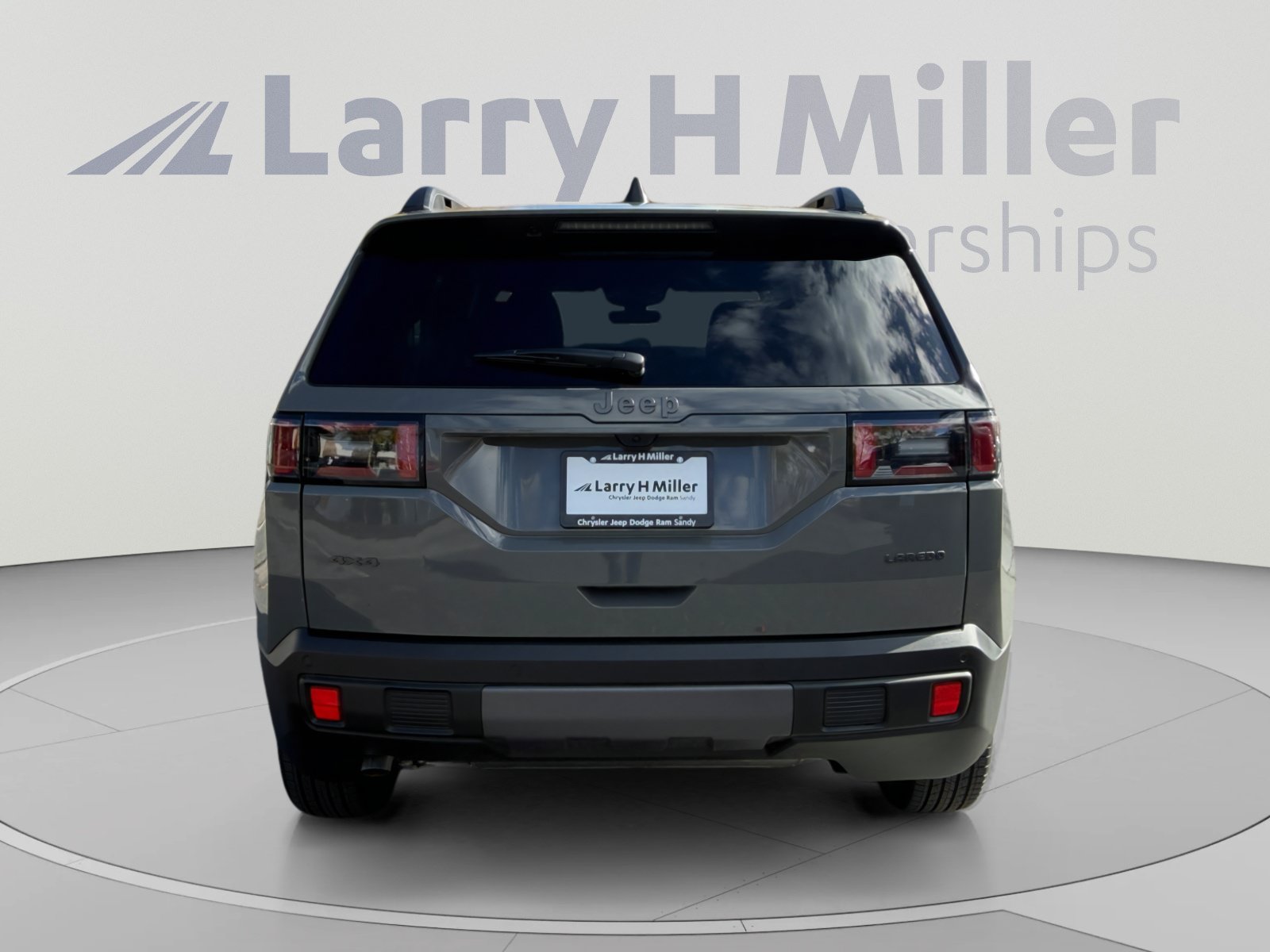 New 2026 Jeep Cherokee Laredo AWD/4WD image 4