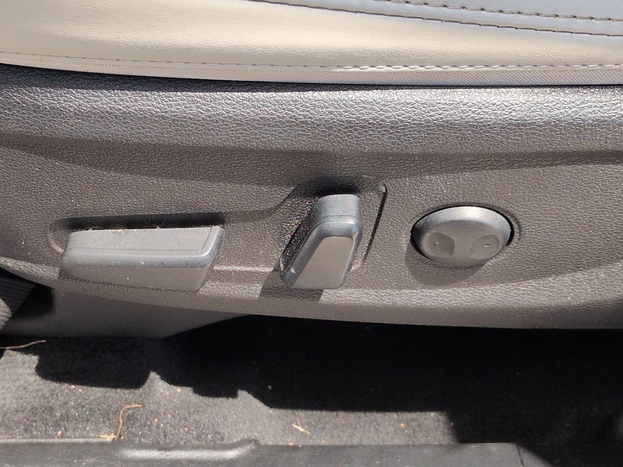 Used 2021 Kia Telluride S FWD image 20