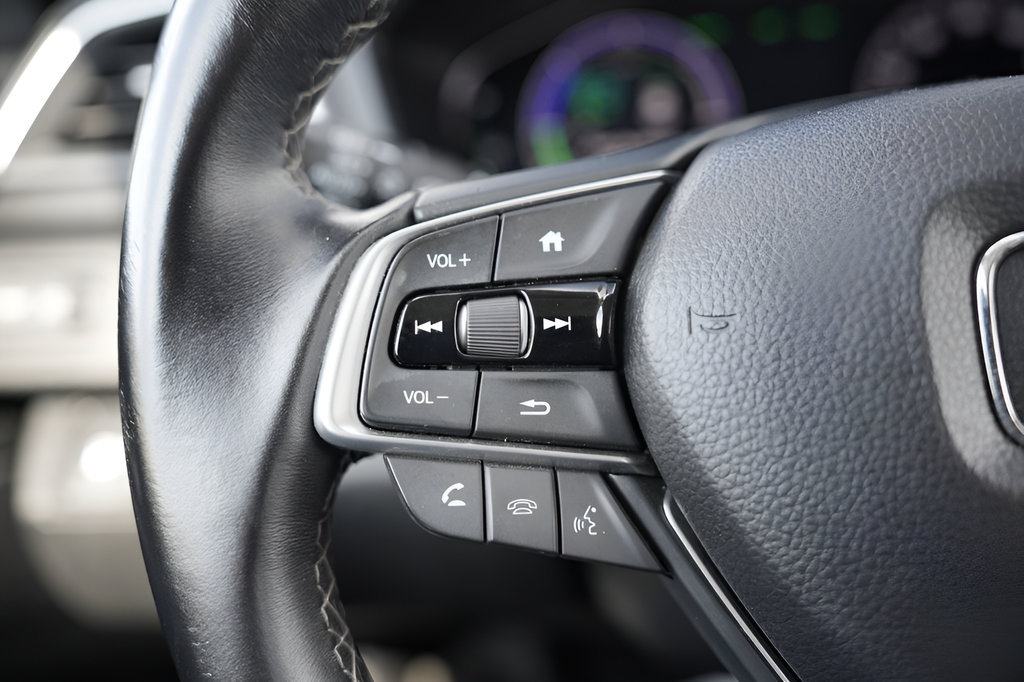 Used 2019 Honda Insight Touring image 25