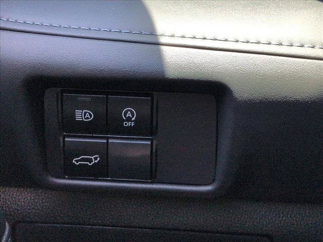 Used 2023 Toyota Highlander XLE FWD image 18