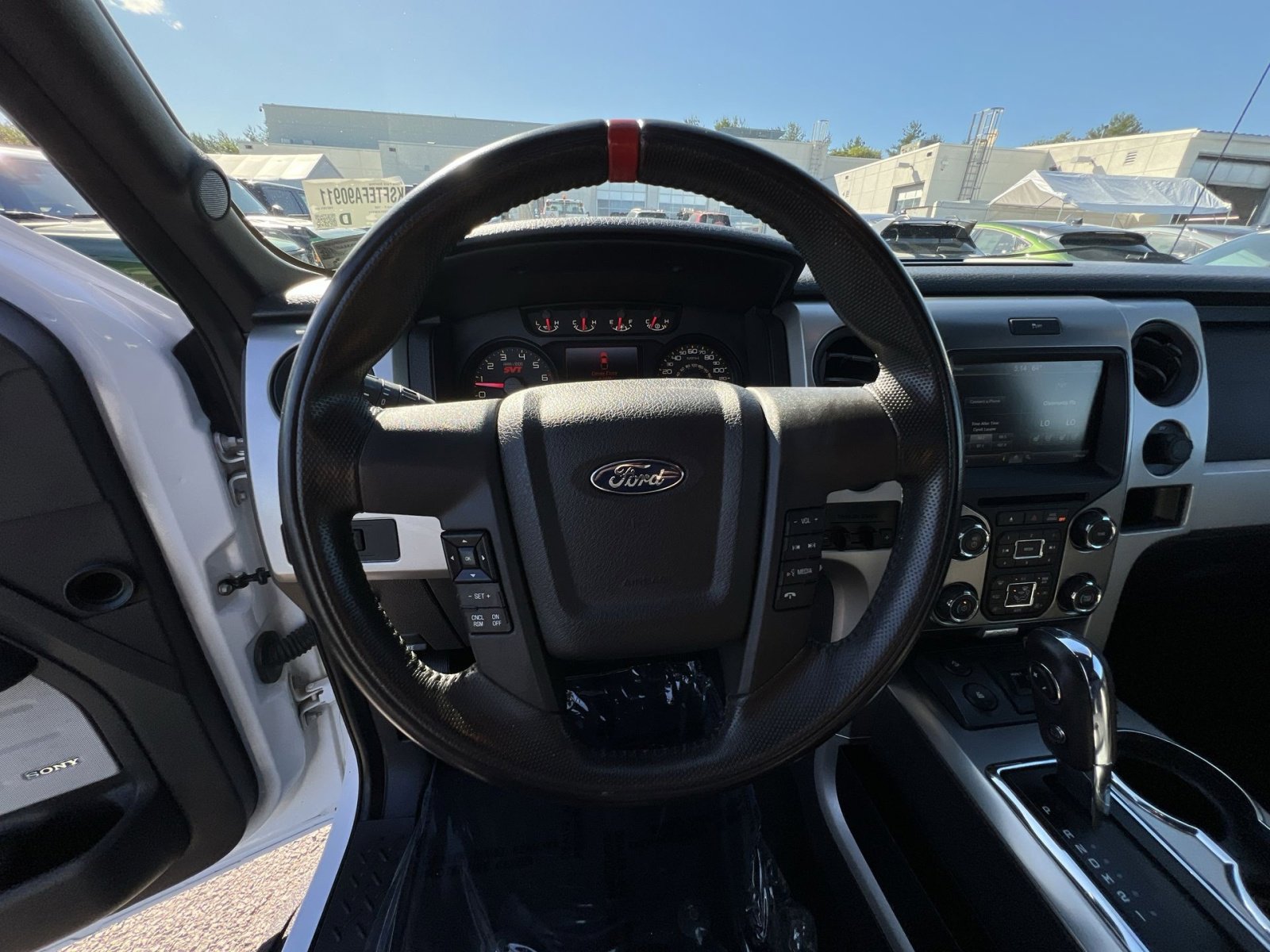 Used 2014 Ford F150 Raptor w/ Equipment Group 801A Luxury AWD/4WD image 24