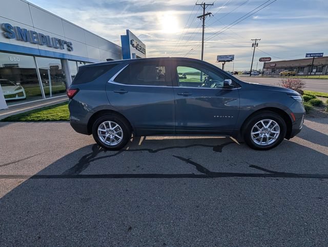 Used 2024 Chevrolet Equinox LT FWD image 2