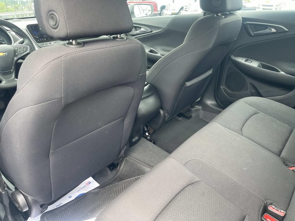 Used 2024 Chevrolet Malibu LS FWD image 17
