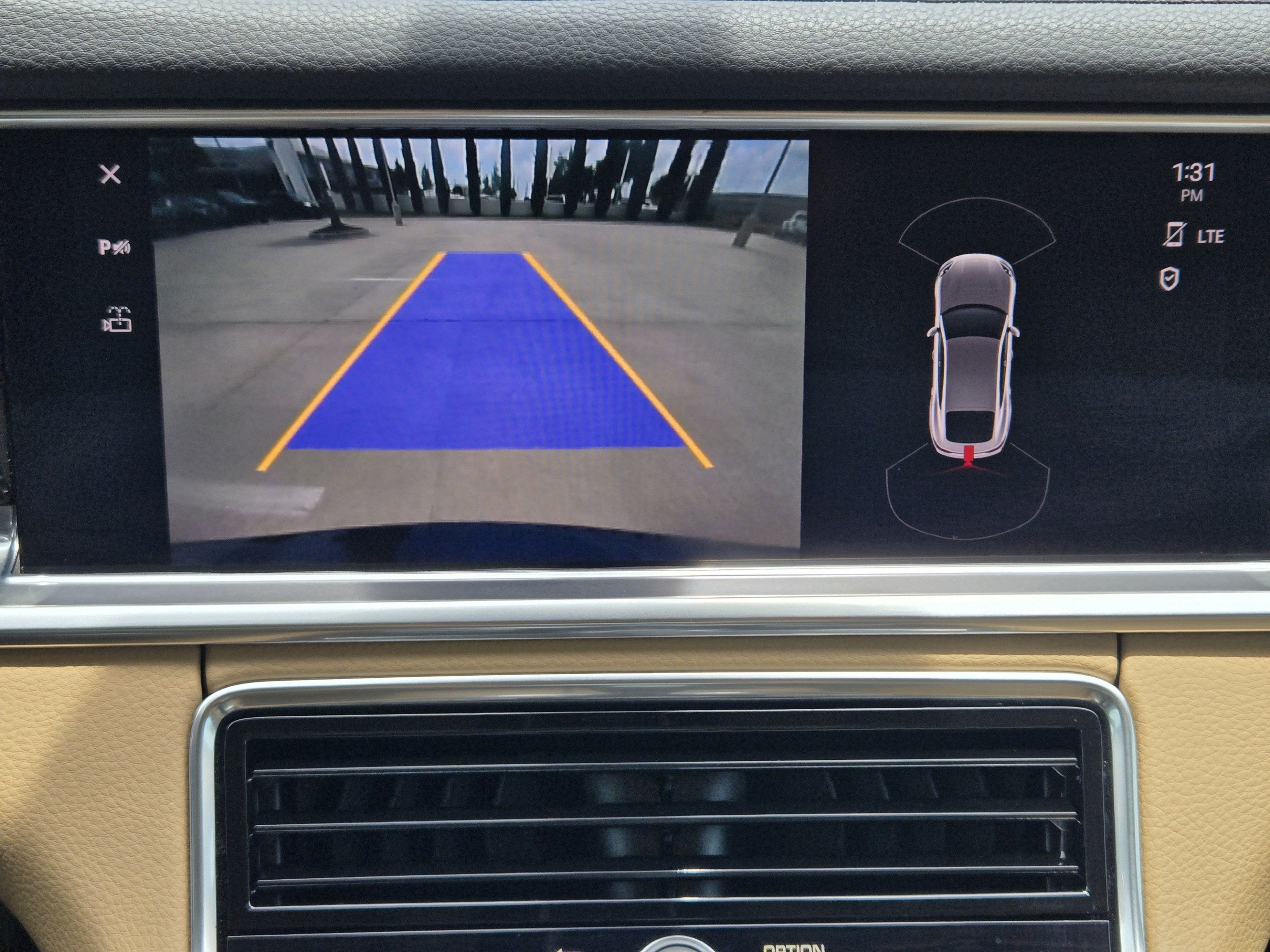 Used 2022 Porsche Panamera image 14