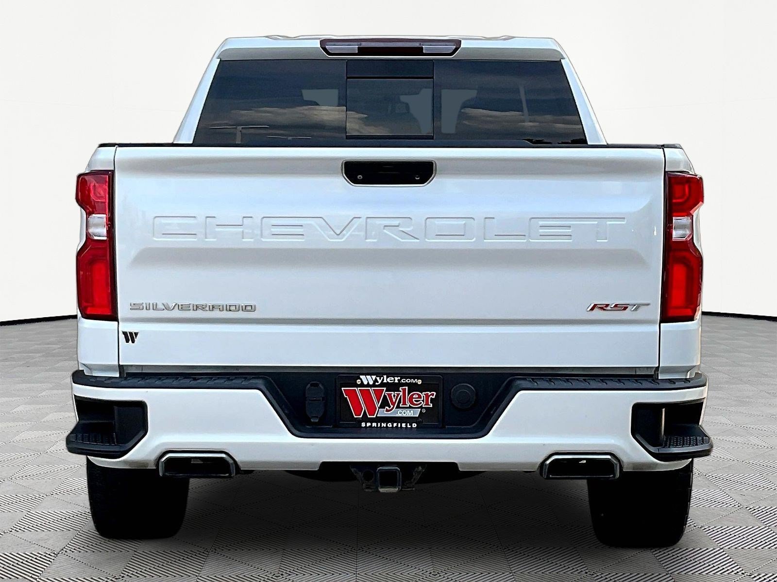 Used 2020 Chevrolet Silverado 1500 RST AWD/4WD image 5