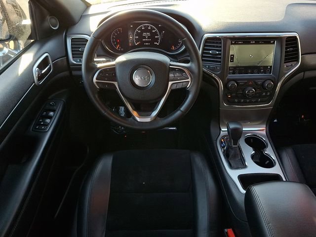 Used 2018 Jeep Grand Cherokee Altitude image 11