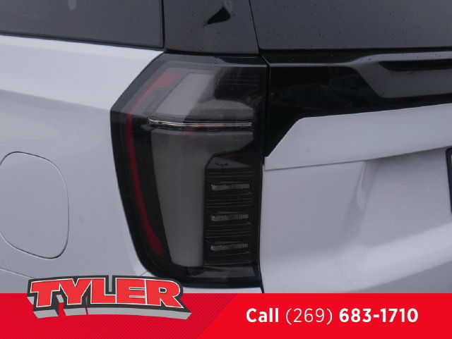 New 2026 Chevrolet Tahoe Premier w/ Sun And Tow Package AWD/4WD image 12