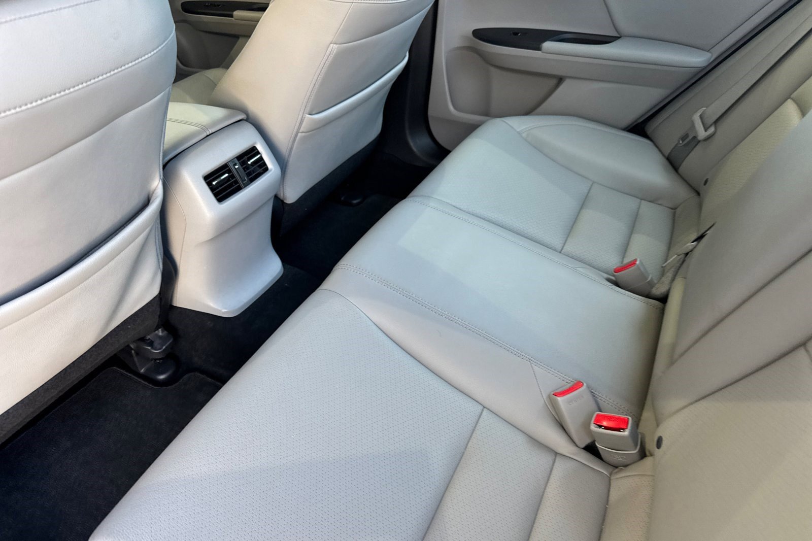 Used 2016 Honda Accord EX-L image 15