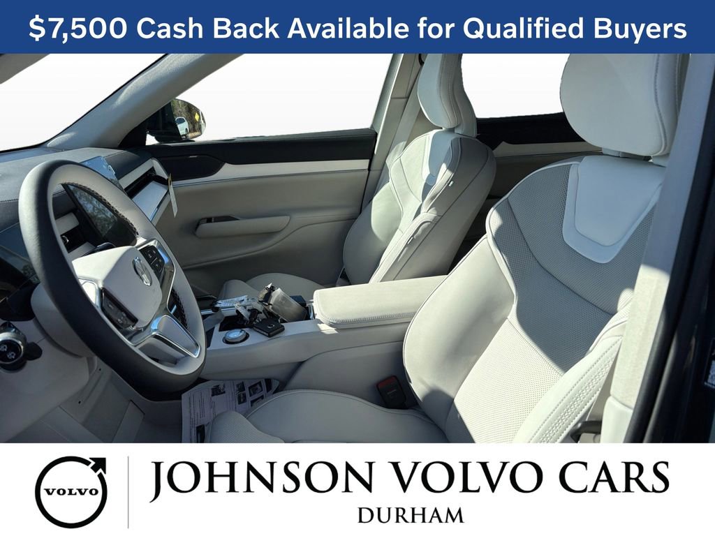 New 2025 Volvo EX90 Ultra w/ Protection Package Premier image 13