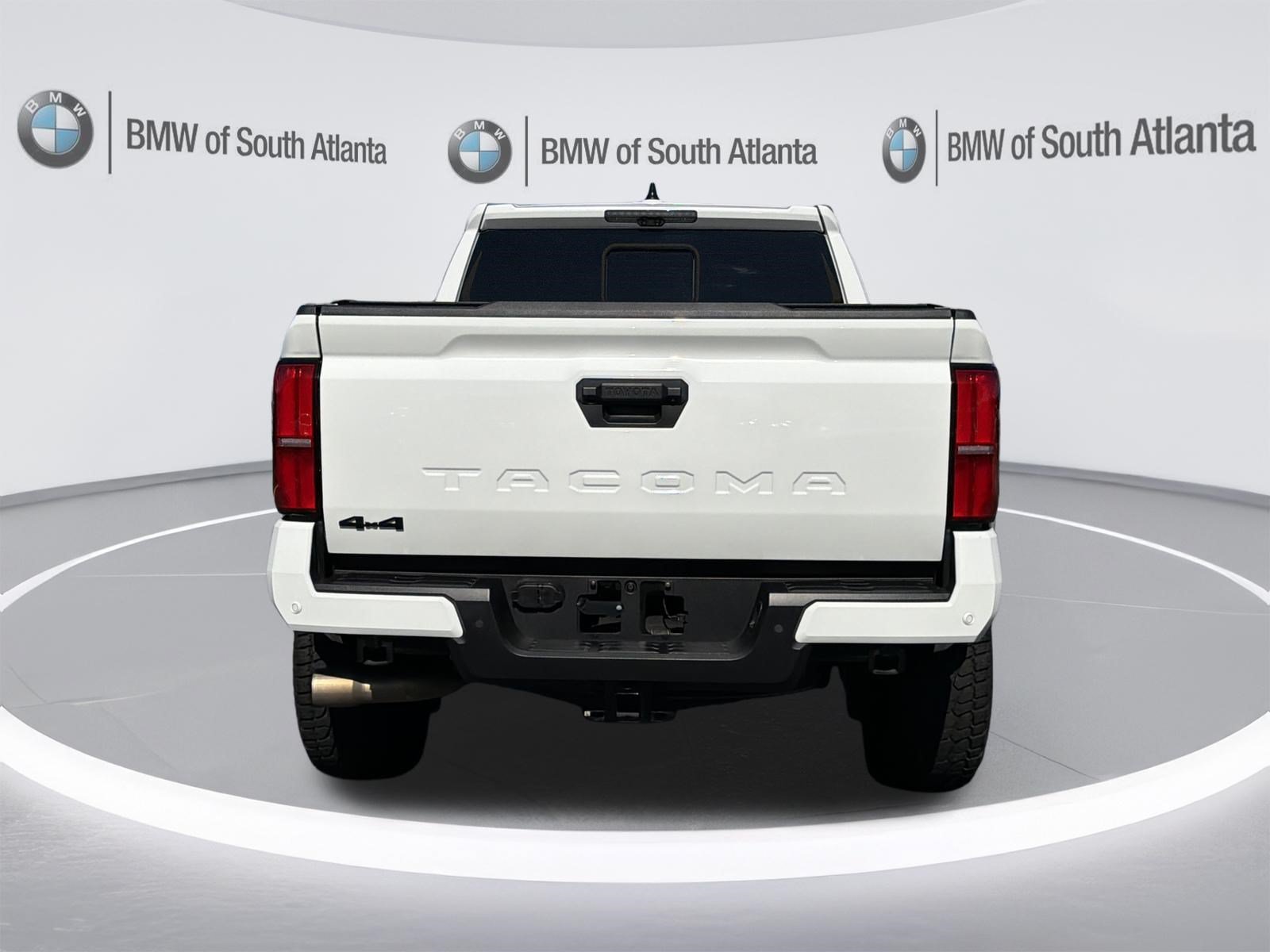 Used 2024 Toyota Tacoma TRD Sport w/ TRD Sport Premium Package AWD/4WD image 28