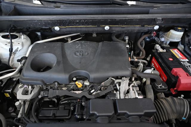 Used 2019 Toyota RAV4 Limited w/ Advanced Technology Package AWD/4WD image 33