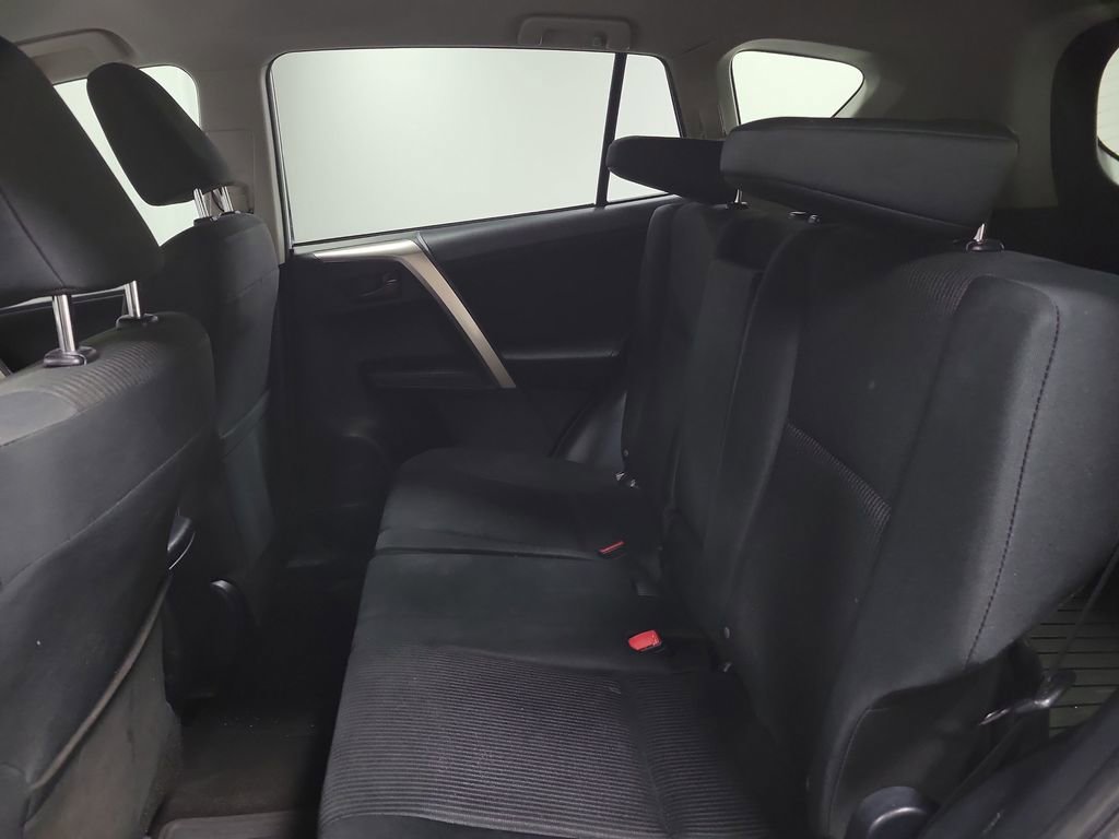 Used 2015 Toyota RAV4 LE image 20
