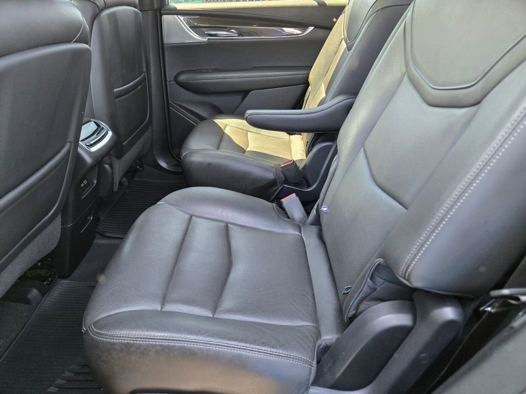 Used 2020 Cadillac XT6 Sport AWD/4WD image 4