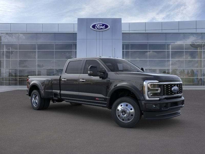 Used 2025 Ford F450 Platinum w/ FX4 Off-Road Package AWD/4WD image 1