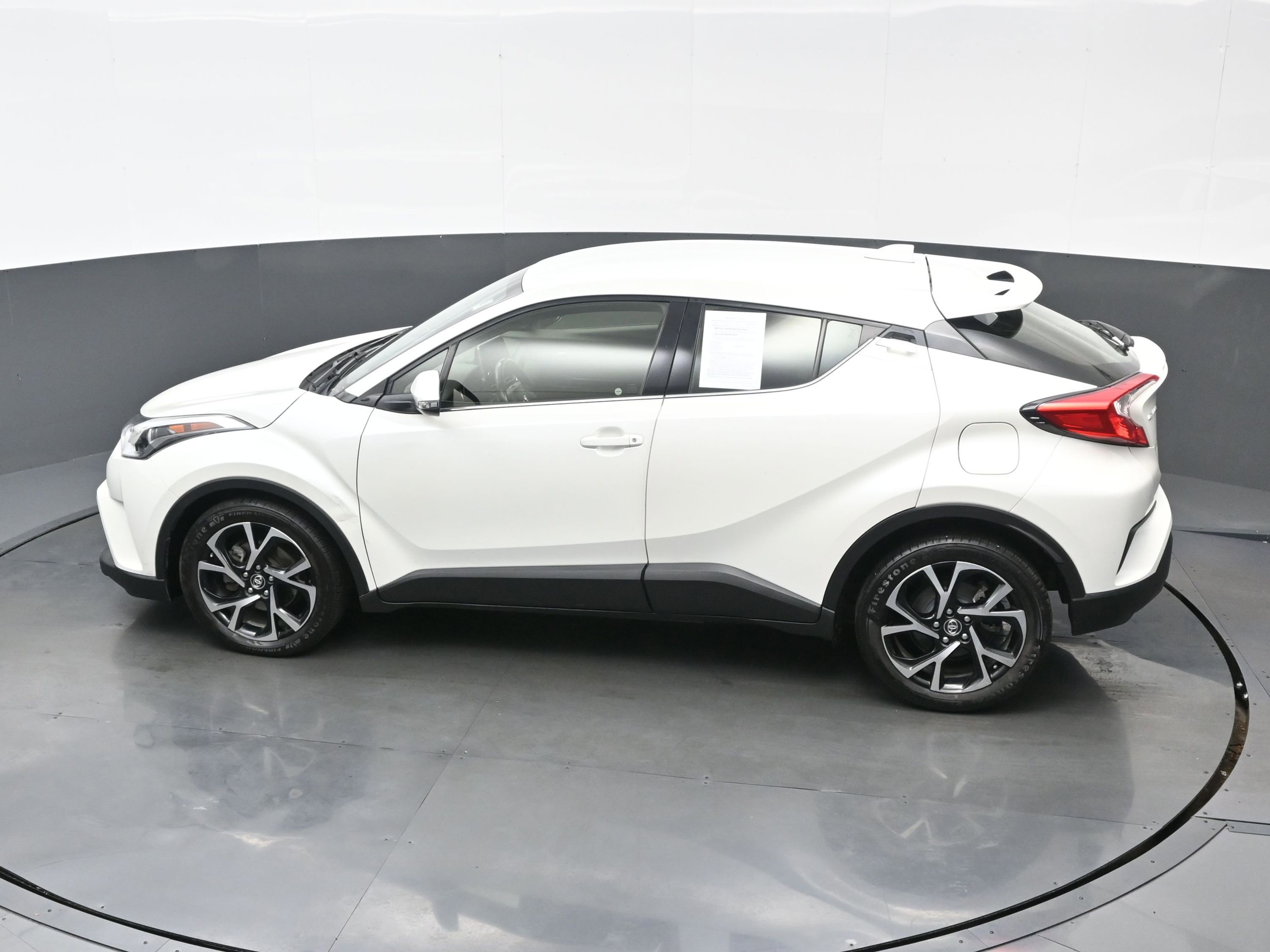 Used 2019 Toyota C-HR Limited image 34