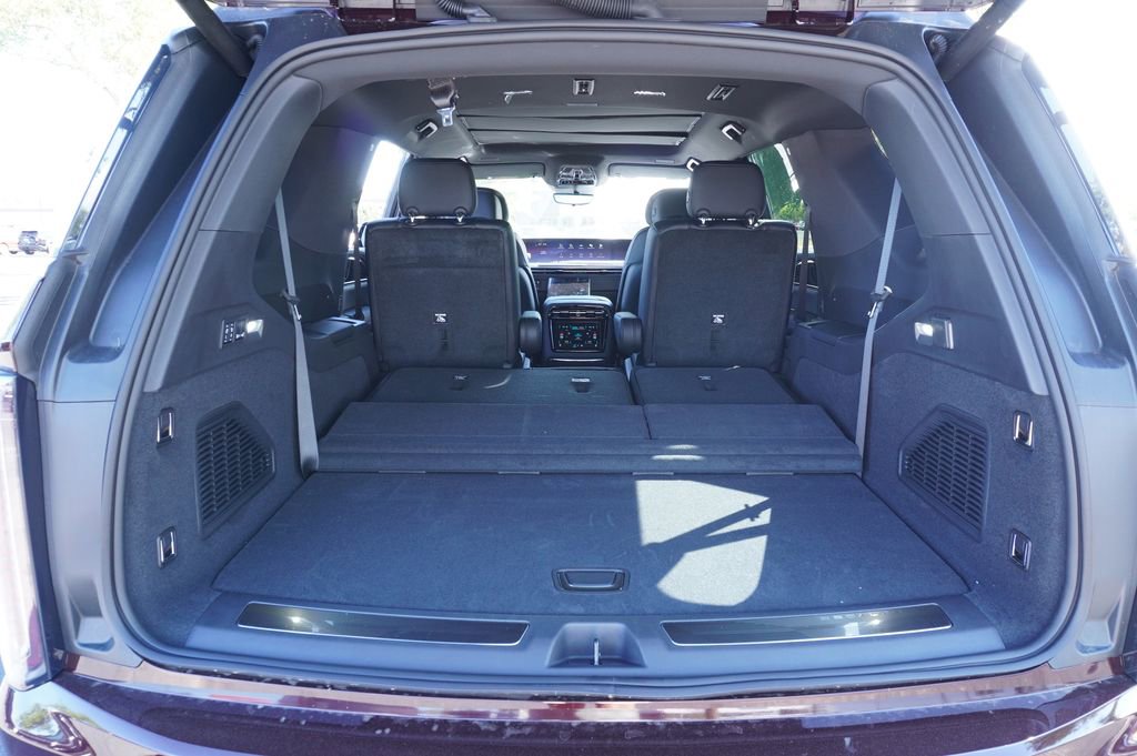 New 2026 Cadillac Escalade IQL Luxury image 7