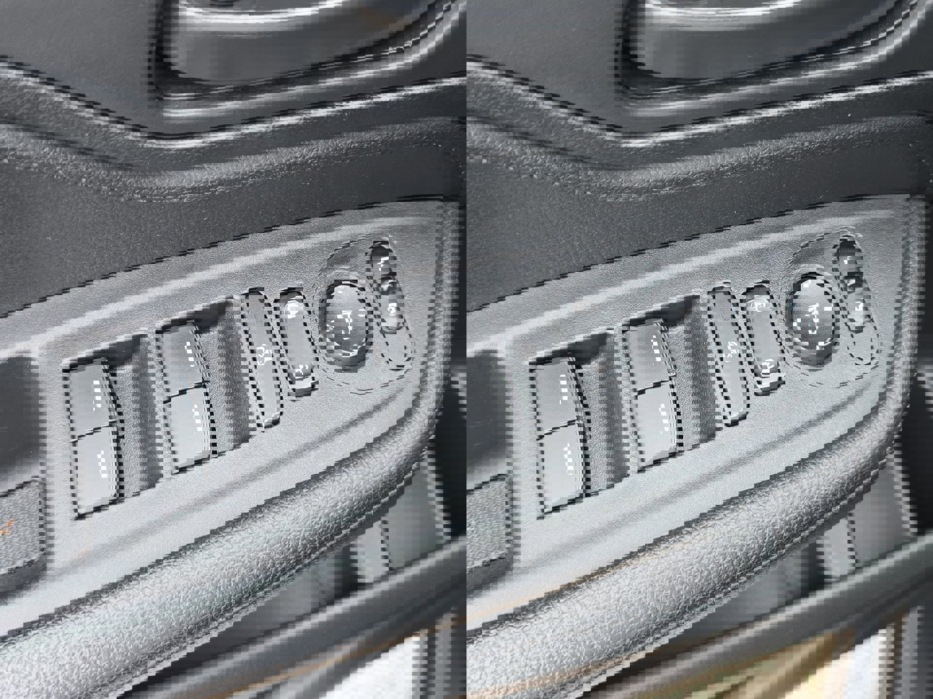 Certified 2024 Honda Odyssey EX-L image 40