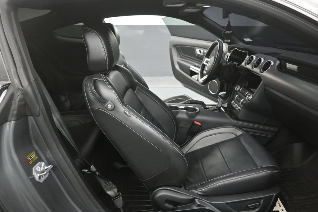 Used 2022 Ford Mustang GT Premium w/ Equipment Group 401A RWD image 19